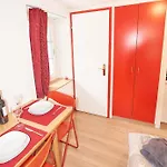 New West Station 7 * Interlaken