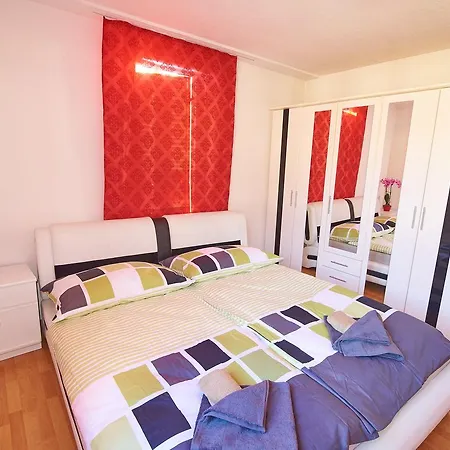 Apartmán New West Station 7