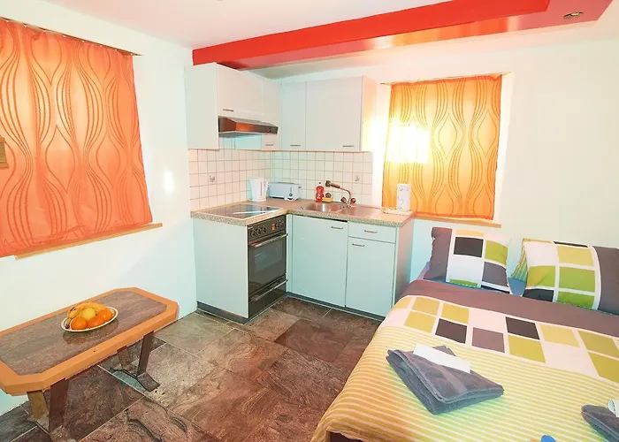 New West Station 7 Ιντερλάκεν